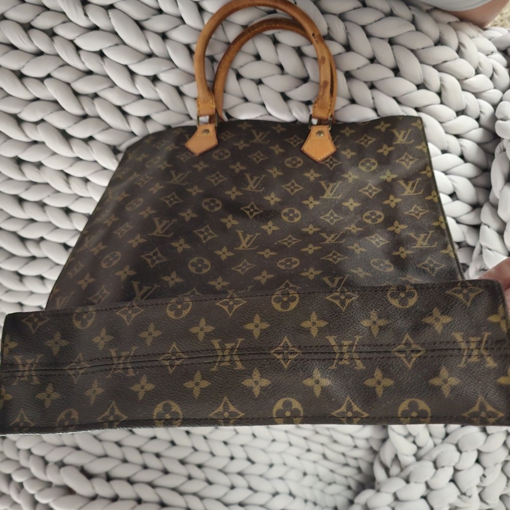 Louis Vuitton Brown Monogram Canvas Tote with Tan Handles - Picture 6 of 11